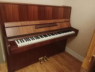 gitara elektro: Pianino (işlək vəziyyətdədi) - Korpus: tünd ağac teksturalı laklı — 1