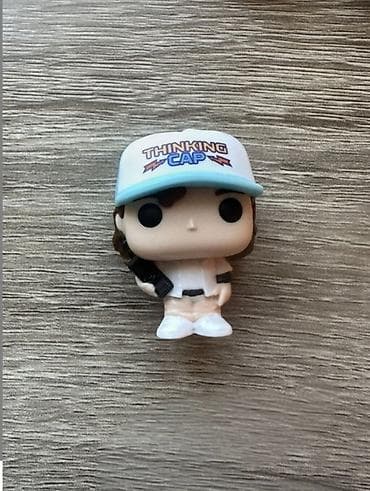 Stranger Things kolleksiya fiquru – Funko Pop üslubunda vinil