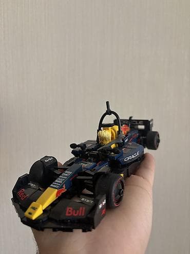 formula 1 biletlər: 2025 il, Plastik, Ünvandan götürmə, Pulsuz çatdırılma, Ödənişli çatdırılma — 5