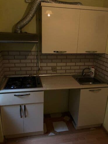 1 otaqlı kohnə tikili: Bakı, 1 otaqlı, Köhnə tikili, m. Neftçilər, 36 kv. m — 14