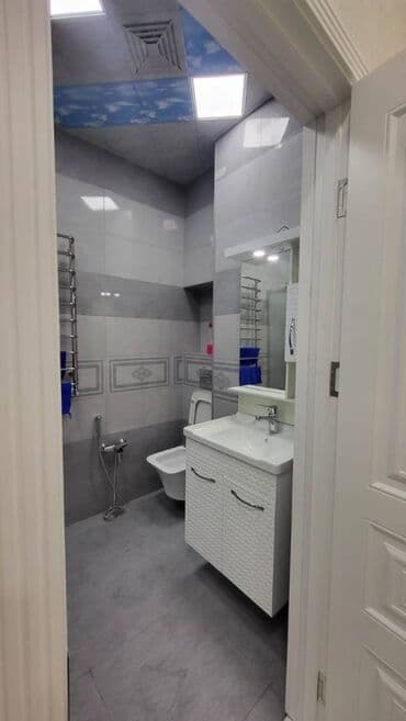 4 cu mikrorayon kiraye evler 2023: 28 may metrosuna yaxin yaşil bazarina yaxin 15 mertebeli binanın 8-ci — 6