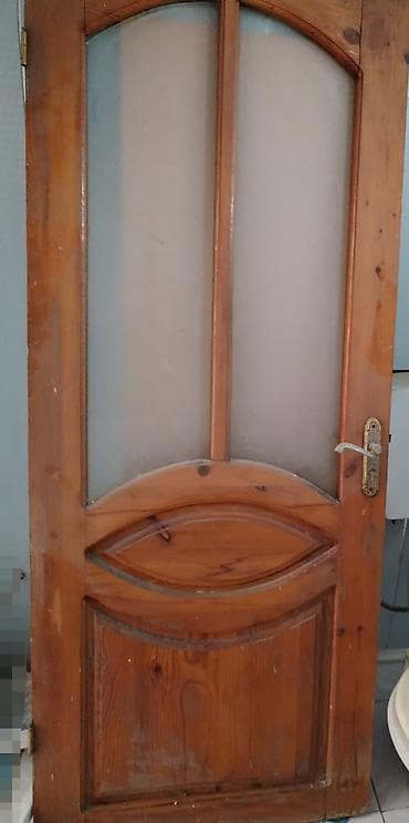 seyfi qapi: Möhkəm taxta qapı - Material: təbii ağac (massiv), lak örtüklü - Üst — 3