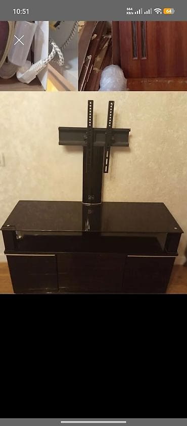 tv altligi: Düz TV altlığı, Polkalı, Şüşəli — 1