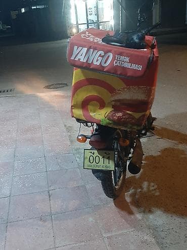 M50 motosiklet + çatdırılma çantası - Model: M50 (50cc sinfi) - Rəng — 3