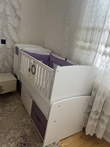 Beşiklər: Oğlan və qız üçün, Dördbucaq, Beşik, Dəst ilə, Yellənmə mexanizmsiz — 1