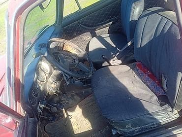 moto debilqe: VAZ (LADA) 2103 : 1.3 l | 1995 il 187548 km Sedan — 9