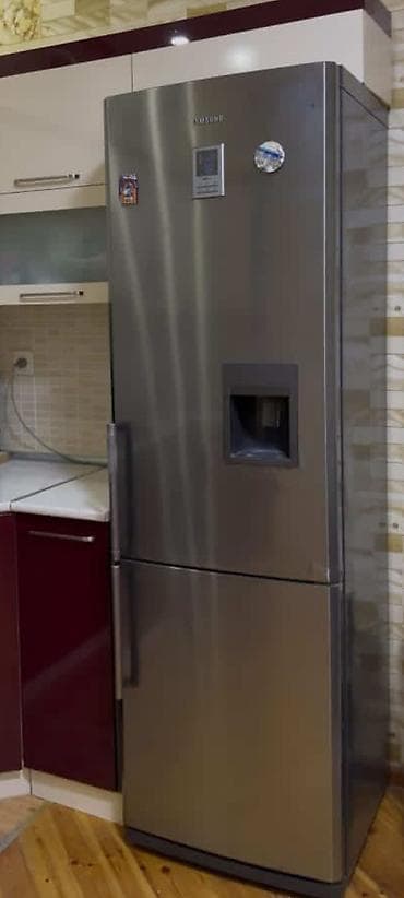 sharp soyuducu: *SAMSUNG* Qiymət *550 AZN* ünvan Biləcəri *Zülfiyyə/ZB* — 1