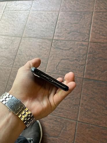 ipad pro 11 2018: IPhone 11 Pro, 64 GB, Qara, Face ID — 5