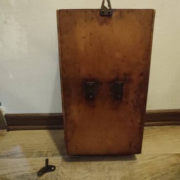 bakıda hava saatlıq: Divar saatları, Mexaniki, Mayatnik — 3