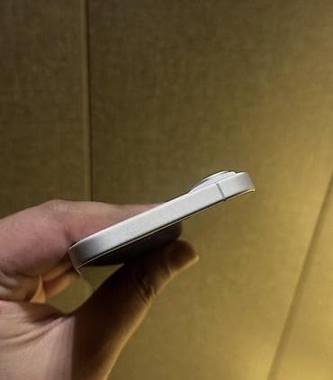 iphone 16e qiyməti: IPhone 16, 128 GB, Ağ, Zəmanət, Simsiz şarj, Face ID — 3