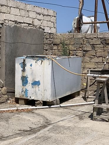 tank 3 pro: 3 tonluq dəmir su çeni sağlam veziyyetdedir Hasarın yanındadır — 1