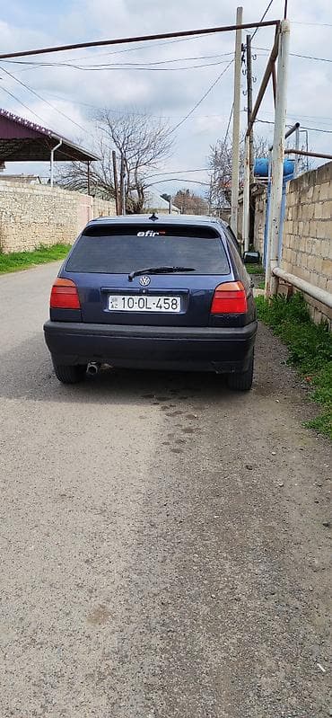 Volkswagen Golf: 0.2 l | 1993 il Hetçbek