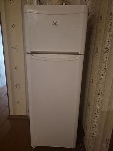 16 sadə: İşlənmiş 2 qapılı Indesit Soyuducu Satılır, rəng - Ağ — 1