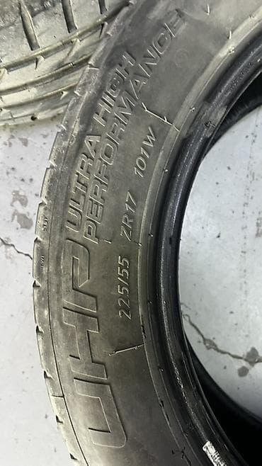 cadir masin: Şin Tigar 225 / 55 / R 17 — 3
