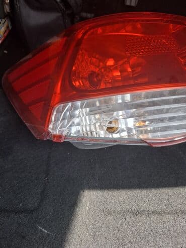 işlənmiş oturacaqlar: Kia 2009 il, Orijinal, İşlənmiş — 1