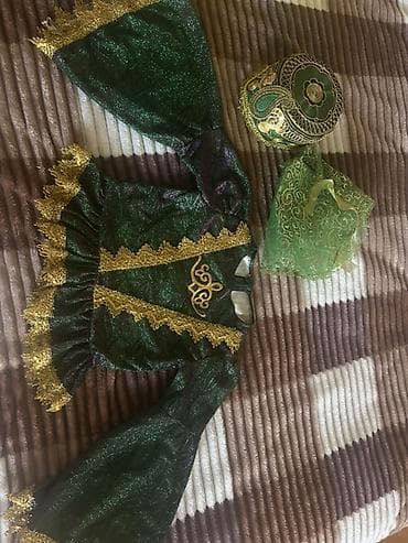 şaxta baba corabı: Uşaq üçün milli rəqs geyimi dəsti 7. 8 yas usaq ucun uygundur 1 defe — 2