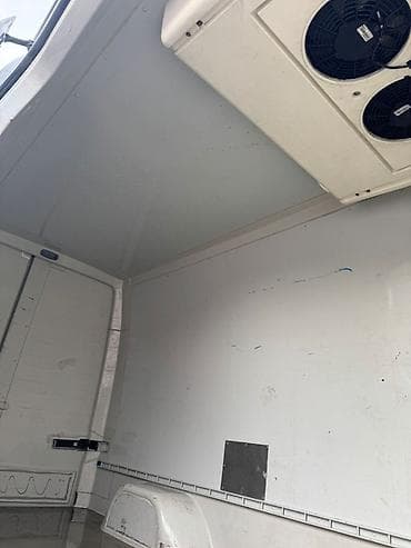 maşın üçün ətirlər: Mercedes-Benz Sprinter, 2009 il, motor 2.2 l, Soyuducu, İşlənmiş — 5