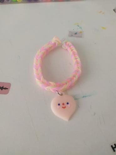 Rəngli rezin hörmədən hazırlanmış qolbaq - Material: yumşaq