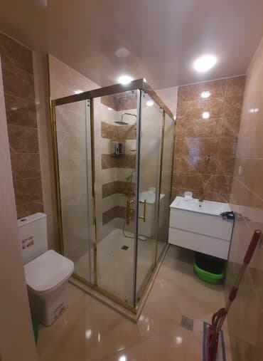 Duş kabinaları, arakəsmələr