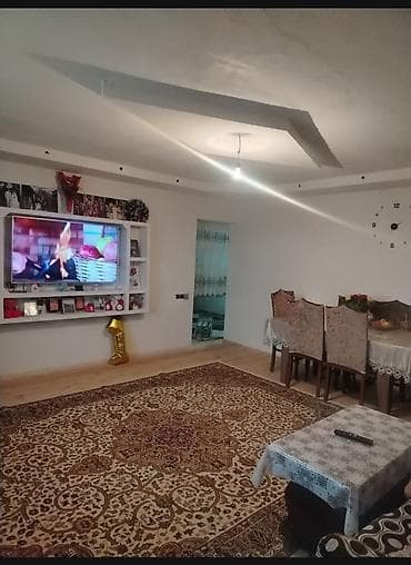 otaq: Satılır: həyət evi və torpaq sahəsi - Tikili: daşdan inşa olunmuş — 10