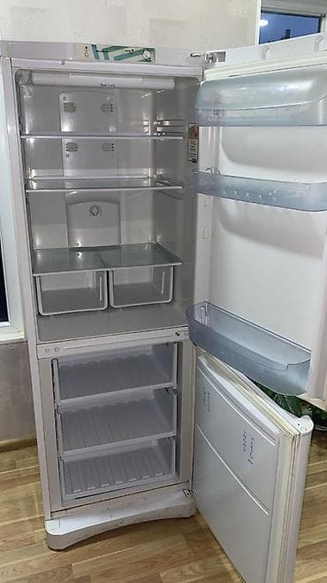 indesit soyuducu soyutmur: 2 qapılı Indesit Soyuducu Satılır, rəng - Ağ — 3