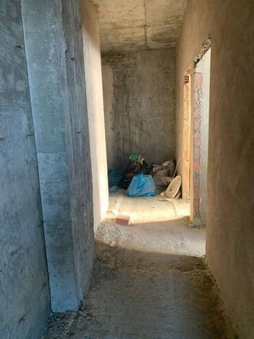 nerimanovda obyekt satilir: 3 otaqlı, Yeni tikili, m. Neftçilər, 110 kv. m — 12