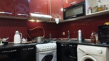 ışkaf: Xirdalanda tibb mərkəzinin yani,9/6 Leninqrad proyekti,tam əşyalı,1 — 2