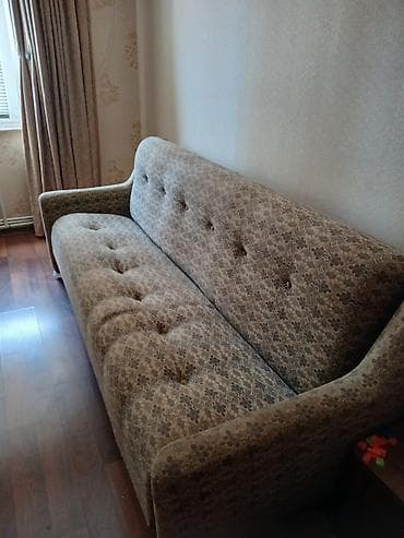 *Sada*
divan açılan 50 Azn
ünvan Yasamal 59598. Е — 1