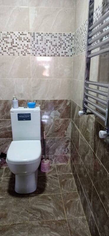 kirayə restoran: Ev esyasizdir yeni yemir olunub Kombi sistemi var metbex mebeli qaz — 7