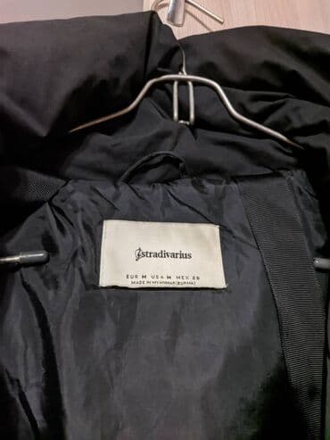 qış üçün sintepon qadın gödəkçələri: На продаже зимний теплый пуховик, удлиненная куртка Stradivarius Spain — 5