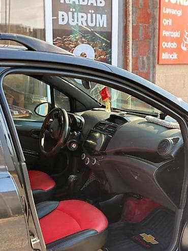 Chevrolet Spark: 1.2 л | 2012 г. Хэтчбэк — 10