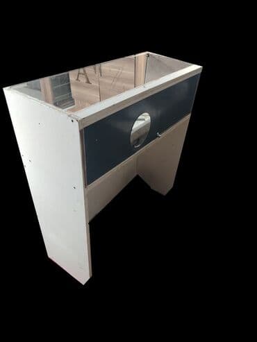 Sifarişlə vitrinlər: Düz masa, Şüşə — 16