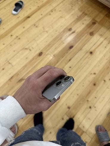 iphon: IPhone Xs, 64 GB — 4