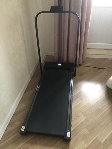 Yürüyüş/qidalanma üçün ev tipli qaçış trenajoru birdefede olsun — 2