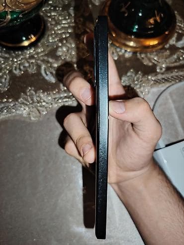 telefonlae: Poco X6 Pro 5G, 256 GB, rəng - Qara, Barmaq izi — 8