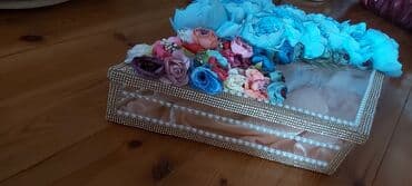 paxlava xonçası: Xonca paxlava formasinda. Şəffaf şüşə materialdan hazırlanmış, mirvari — 2