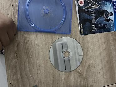 PS4 oyunu – Resident Evil 4 (Capcom) - Platforma: PlayStation 4 - — 2