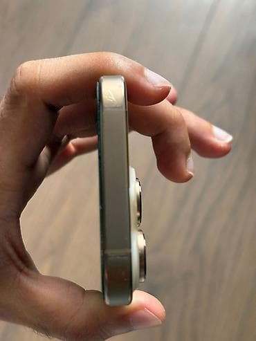 redmi 8 pro: IPhone 16 Pro, 256 GB, Desert Titanium, Zəmanət — 2