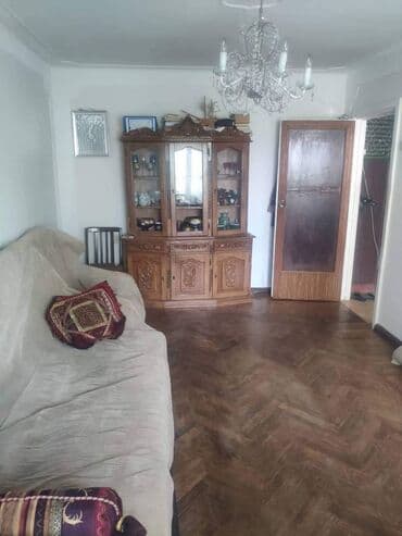 ipotekada olan evlerin satisi: Bakı, 3 otaqlı, Köhnə tikili, m. Həzi Aslanov, 64 kv. m — 2