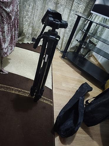 moto telefon tutucu: 2 ədəd tripod bir yerdə satilir(biri yeni və tam keyfiyyətlidir biri — 1