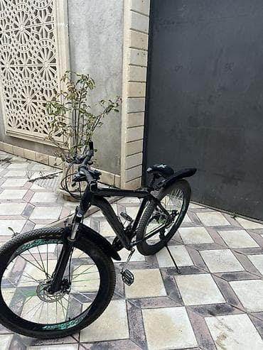 Şəhər velosipedləri: Dağ velosipedi – 29” təkərli, alüminium gövdə - Rəng: qara, yaşıl — 1