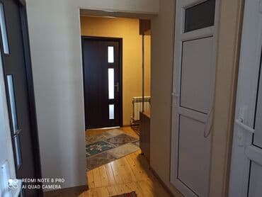 1 hazır mənzil satıb: Gəncə, 3 otaqlı, Köhnə tikili, 66 kv. m — 8