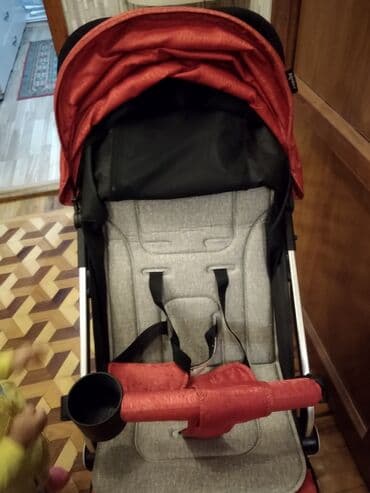 купить детскую коляску бу: Классическая прогулочная коляска, Б/у, Пол: Девочка, Возраст: 12-18 месяцев, Самовывоз — 4