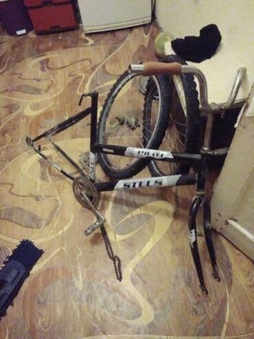 рама для велосипеда: 24 lük rama. Əla vəziyyətdə. Pedalı sep vilka üstündə verilir — 2