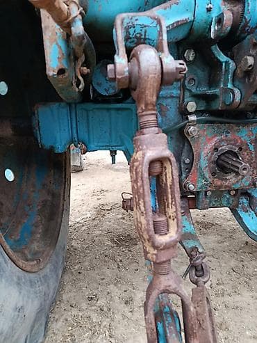 inkubator motor: Traktor – dizel mühərrikli, mavi rəngli, mexaniki ötürücülü — 4