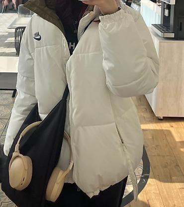 Nike qadın şişmə qış gödəkçəsi - Rəng: ağiki uslu kurtqadi obiri lalafo.az -da Nike qadın şişmə qış gödəkçəsi - Rəng: ağiki uslu kurtqadi obiri