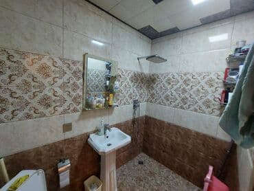 8 mikrorayon: 4-cü mikrorayon, 2 otaqlı, Yeni tikili, 71 kv. m — 6