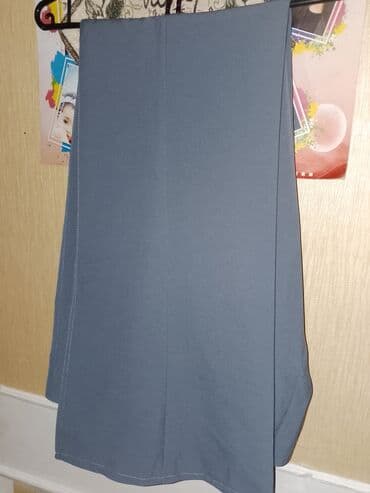 i̇ldırımlı qadın ətəkləri: Boz rəngli qadın etek - Kəsim: düz, yüngül A-kəsimə yaxın, dizdən — 1