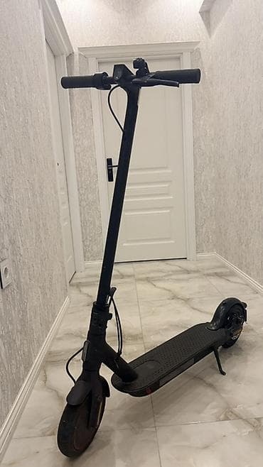 Elektrik nəqliyyatı: Elektrik skuter – Xiaomi Mi Electric Scooter (qara) - — 4