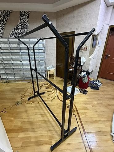 Metal geyim asqısı/raq - Material: qalın divarlı metal profil, toz